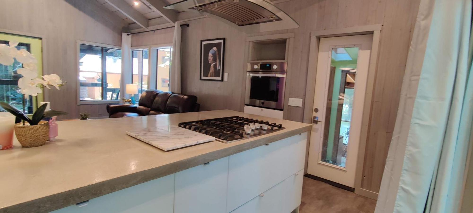 فيلا Modern House W. Fast Internet In 1 Acre Land Occidental المظهر الخارجي الصورة