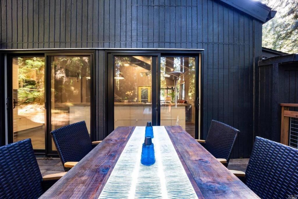 فيلا Modern House W. Fast Internet In 1 Acre Land Occidental المظهر الخارجي الصورة